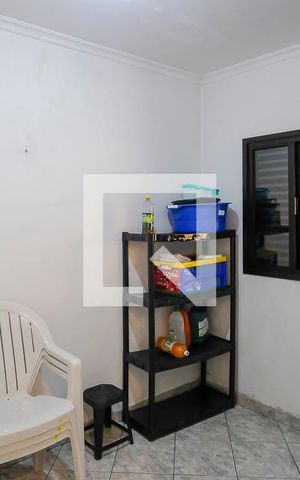 Casa à venda com 180m², 3 quartos e 3 vagasQuarto área de serviço