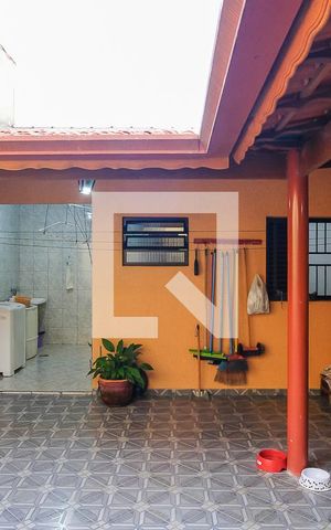 Casa à venda com 180m², 3 quartos e 3 vagasQuintal