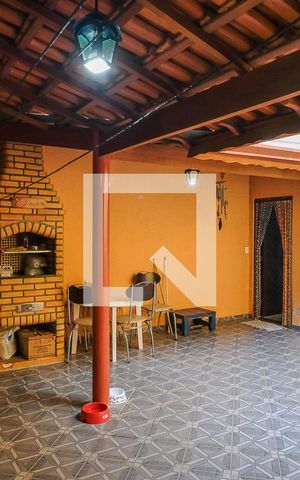Casa à venda com 180m², 3 quartos e 3 vagasQuintal