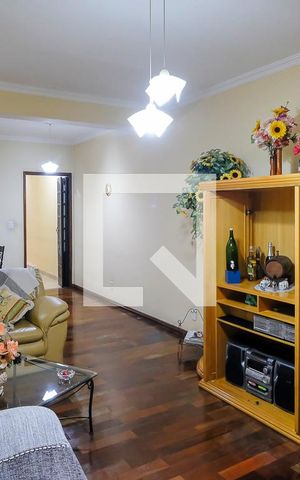 Casa à venda com 180m², 3 quartos e 3 vagasSala