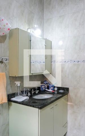 Casa à venda com 180m², 3 quartos e 3 vagasBanheiro