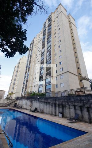 Apartamento à venda com 79m², 3 quartos e 2 vagasÁrea comum - Piscina