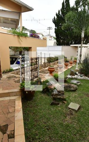 Casa à venda com 1090m², 3 quartos e 4 vagasJardim