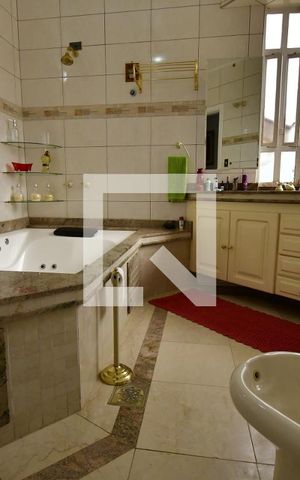 Casa à venda com 1090m², 3 quartos e 4 vagasBanheiro 2 - Suíte