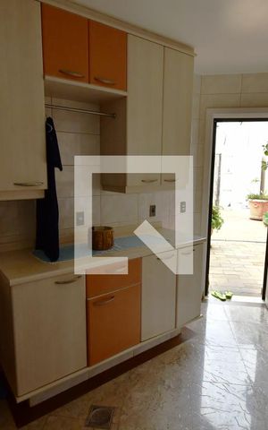 Casa à venda com 1090m², 3 quartos e 4 vagasÁrea de Serviço