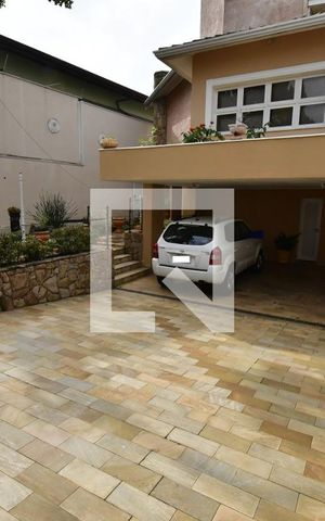 Casa à venda com 1090m², 3 quartos e 4 vagasGaragem