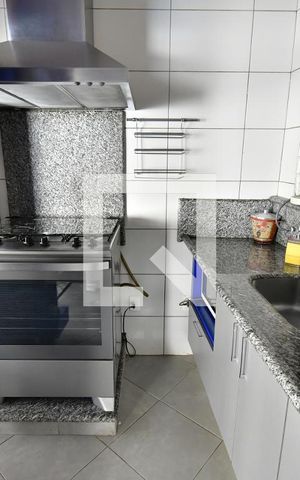 Casa à venda com 1090m², 3 quartos e 4 vagasCozinha do Salão Festa