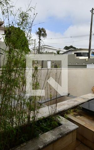 Casa à venda com 1090m², 3 quartos e 4 vagas Sala 4 - Escritório Vista