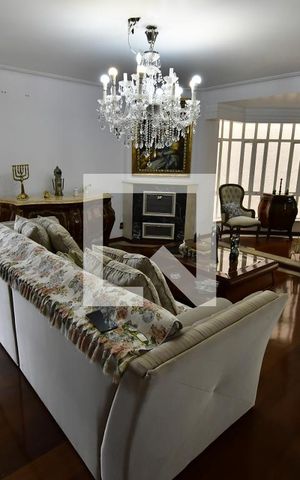 Casa à venda com 1090m², 3 quartos e 4 vagasSala 1