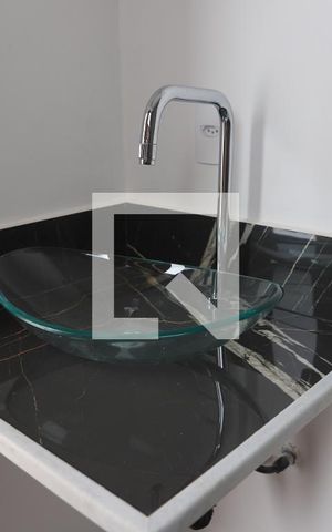 Casa à venda com 160m², 3 quartos e 2 vagasBanheiro