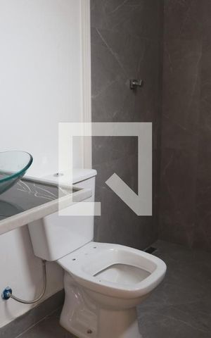 Casa à venda com 160m², 3 quartos e 2 vagasBanheiro da Suíte 1