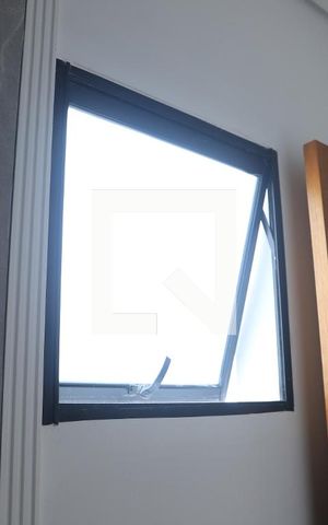 Casa à venda com 160m², 3 quartos e 2 vagasBanheiro