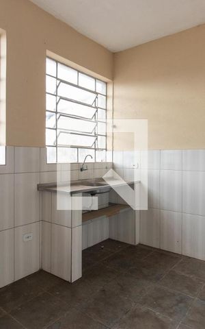 Casa para alugar com 300m², 2 quartos e sem vaga Casa para alugar com 300m², 2 quartos e sem vagaCozinha
