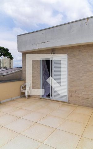 Casa à venda com 137m², 3 quartos e 2 vagas Casa à venda com 137m², 3 quartos e 2 vagasTerraço