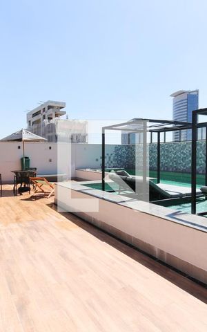 Studio à venda com 24m², 1 quarto e sem vaga Studio à venda com 24m², 1 quarto e sem vagaÁrea comum - Piscina