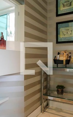 Casa à venda com 380m², 5 quartos e 6 vagasLavabo