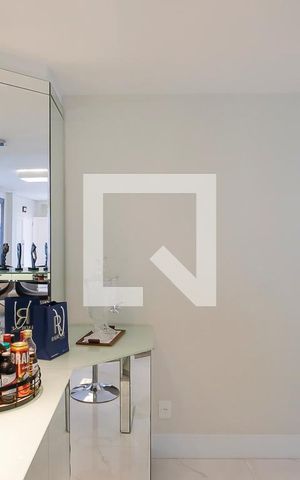 Casa à venda com 380m², 5 quartos e 6 vagasSala
