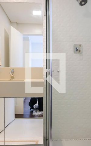 Casa à venda com 380m², 5 quartos e 6 vagasBanheiro da suíte 4