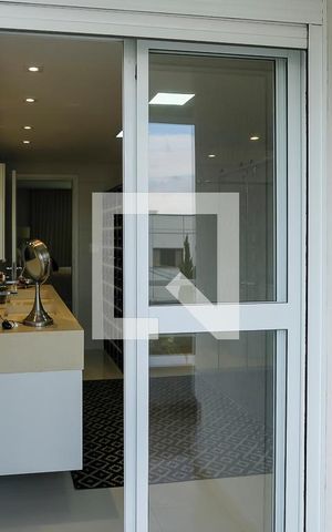Casa à venda com 380m², 5 quartos e 6 vagasVaranda da suíte 1