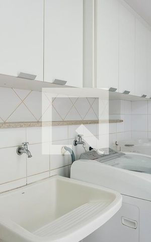 Casa à venda com 380m², 5 quartos e 6 vagasÁrea de serviço
