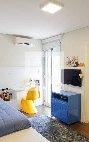 Casa à venda com 380m², 5 quartos e 6 vagasSuíte 3