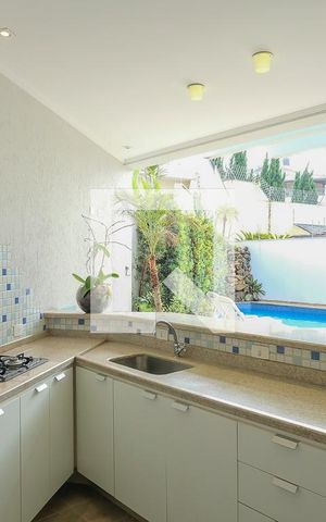 Casa à venda com 380m², 5 quartos e 6 vagasEspaço gourmet