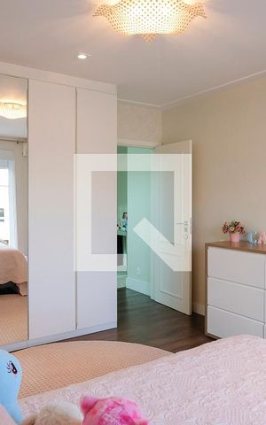 Casa à venda com 380m², 5 quartos e 6 vagasSuíte 2