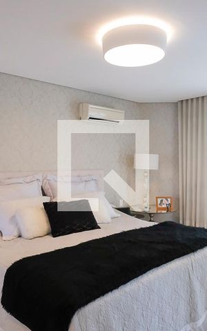 Casa à venda com 380m², 5 quartos e 6 vagasSuíte 1