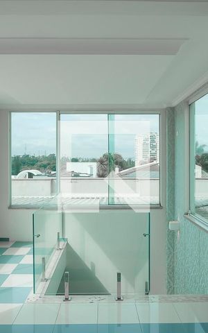 Casa à venda com 380m², 5 quartos e 6 vagasVaranda