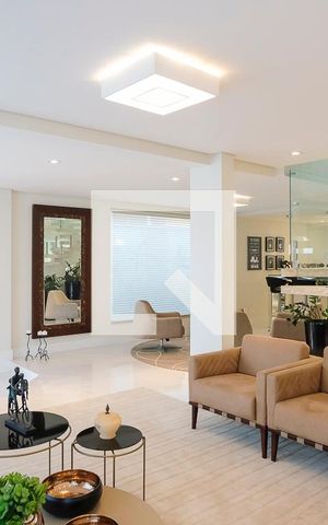 Casa à venda com 380m², 5 quartos e 6 vagasSala
