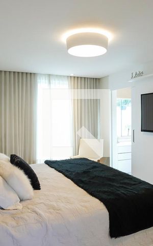 Casa à venda com 380m², 5 quartos e 6 vagasSuíte 1