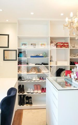 Casa à venda com 380m², 5 quartos e 6 vagasCloset da suíte 1