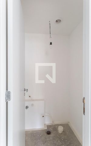 Apartamento à venda com 153m², 3 quartos e 2 vagas Apartamento à venda com 153m², 3 quartos e 2 vagasLavabo