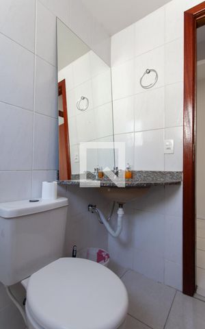Apartamento à venda com 55m², 2 quartos e 2 vagas Apartamento à venda com 55m², 2 quartos e 2 vagasBanheiro