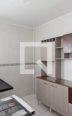 Apartamento à venda com 55m², 2 quartos e 2 vagas Apartamento à venda com 55m², 2 quartos e 2 vagasCozinha