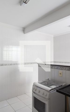 Apartamento à venda com 55m², 2 quartos e 2 vagas Apartamento à venda com 55m², 2 quartos e 2 vagasCozinha