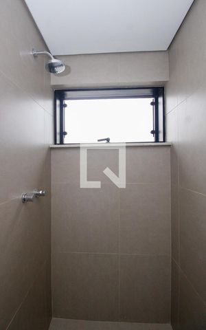 Apartamento à venda com 181m², 4 quartos e 3 vagasBanheiro da Suíte 1