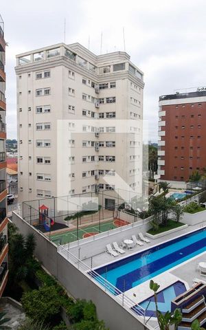 Apartamento à venda com 181m², 4 quartos e 3 vagasVista da Suíte 2