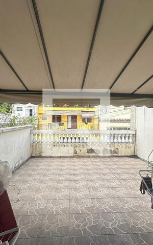 Casa à venda com 150m², 3 quartos e 2 vagasVaranda