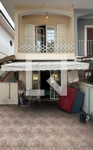 Casa à venda com 150m², 3 quartos e 2 vagasVaranda