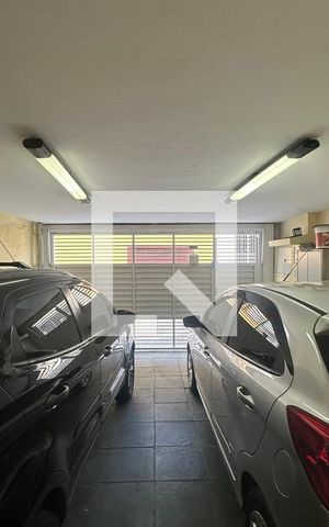 Casa à venda com 150m², 3 quartos e 2 vagasGaragem