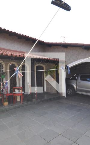 Casa à venda com 200m², 3 quartos e 3 vagasQuintal