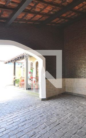 Casa à venda com 200m², 3 quartos e 3 vagasGaragem