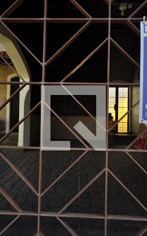 Casa à venda com 200m², 3 quartos e 3 vagasFachada