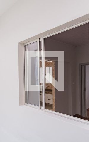 Casa para alugar com 60m², 1 quarto e 1 vagaÁrea de Serviço