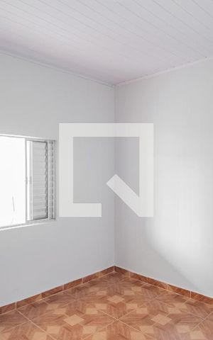 Casa para alugar com 60m², 1 quarto e 1 vagaQuarto