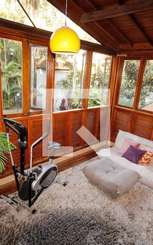 Casa de condomínio à venda com 442m², 4 quartos e 6 vagassala 3