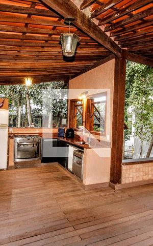 Casa de condomínio à venda com 442m², 4 quartos e 6 vagasÁrea gourmet