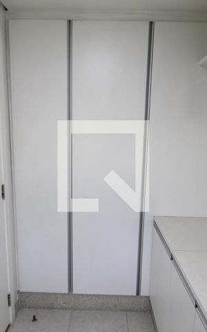 Apartamento à venda com 320m², 4 quartos e 6 vagasÁrea de Serviço - Quarto