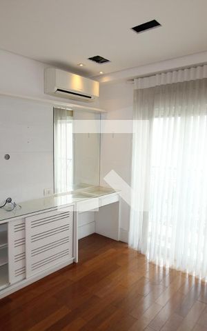 Apartamento à venda com 320m², 4 quartos e 6 vagasSuíte 3